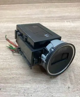 Volkswagen PASSAT B6 Ignition lock 3C0905843R 33303401