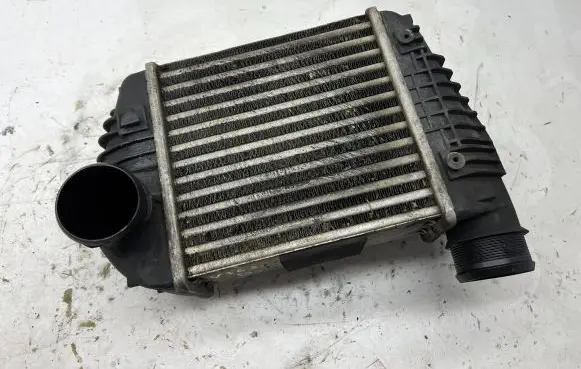 Audi A6 S6 C6 4F Intercooler radiator 4F0145806T