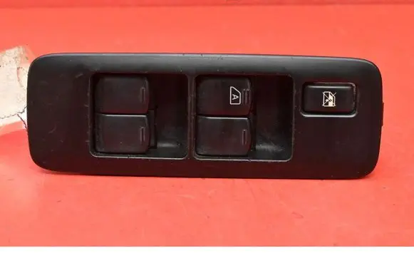 Nissan Qashqai Electric window control switch 25401JD001
