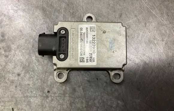 Opel Vectra C ESP acceleration yaw rate sensor 13223930 15113701 A2C53081144