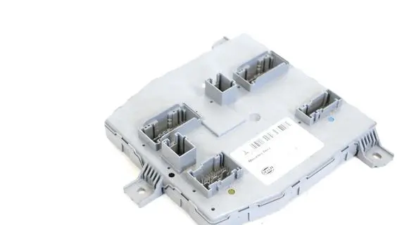Volvo V60 Central body control module A2059013904 A2229014108