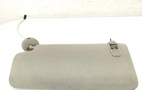 Opel Mokka Sun visor