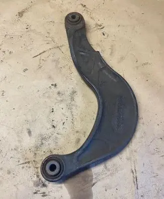 Volvo V70 Rear control arm 6G915500AA