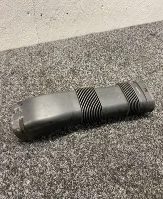 BMW 4 F36 Gran coupe Air intake duct part 8507567