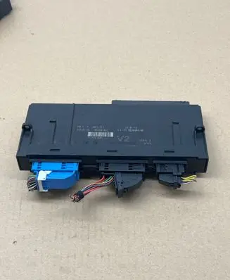 BMW 5 F10 F11 Comfort/convenience module 9228491 10681810
