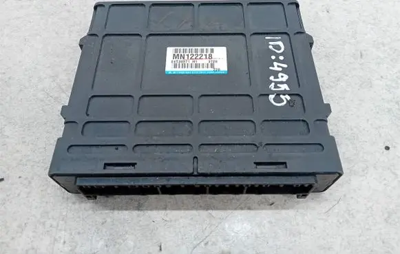 Mitsubishi Outlander Engine control unit/module ECU MN122218