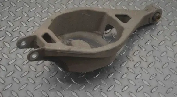 BMW i3 Rear upper control arm/wishbone 1BA