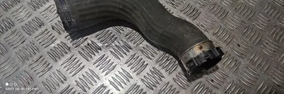 Volvo V60 Intercooler hose/pipe 31657739