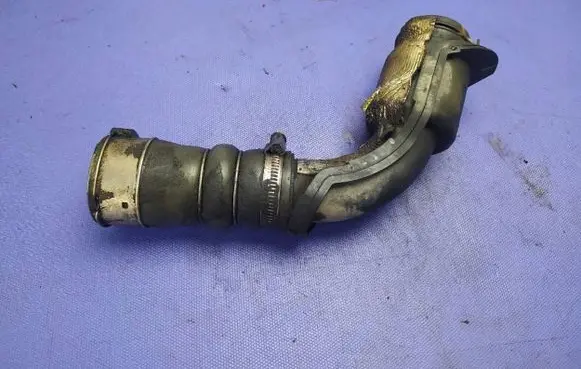 Renault Scenic III - Grand scenic III Intercooler hose/pipe 061953
