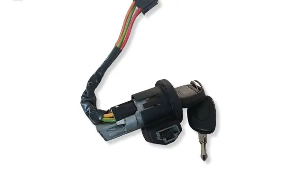 Renault Clio II Ignition lock 143408