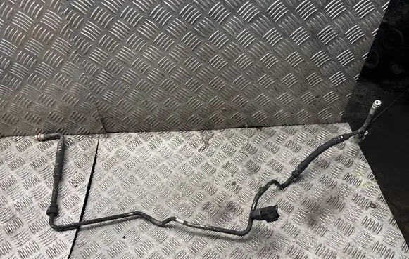 Ford Focus C-MAX Air conditioning (A/C) pipe/hose