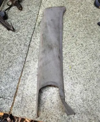BMW 5 E34 (D) pillar trim (bottom) 