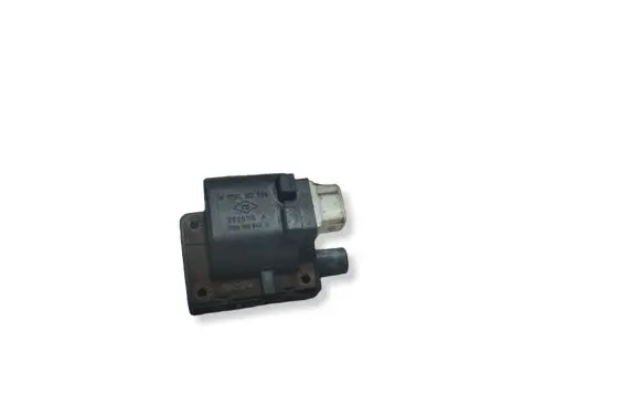 Renault Scenic I High voltage ignition coil H7700100589 2526115A 7700100643D