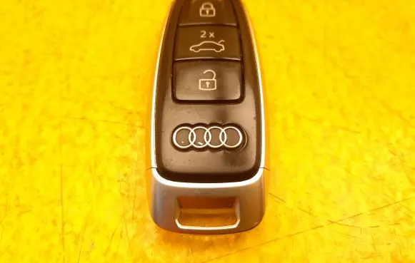 Audi A8 S8 D5 Ignition key/card 4N0959754AL