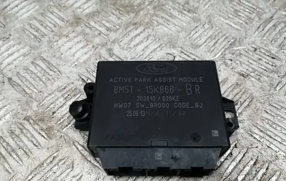 Ford Focus Parking PDC control unit/module BM5T15K866BR 303610D25KE
