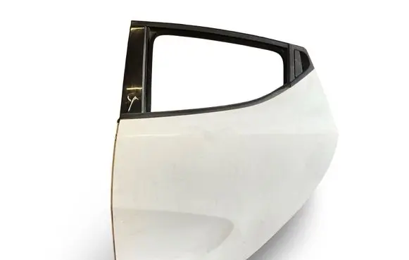 Lancia Ypsilon Rear door