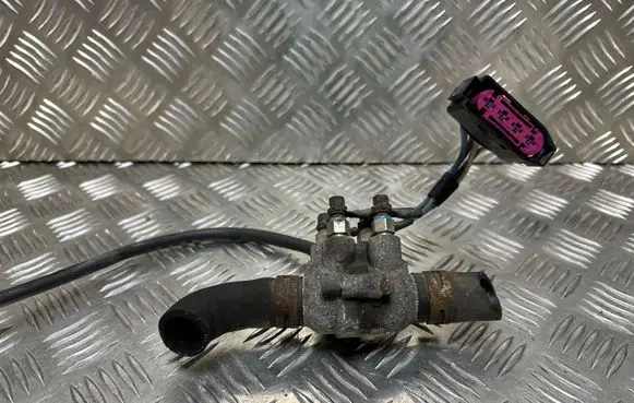 Renault Megane III Coolant heater control valve