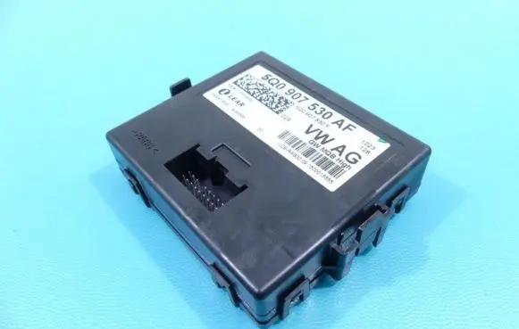 Seat Leon (5F) Central body control module 5Q0907530AF IMPRK1351390