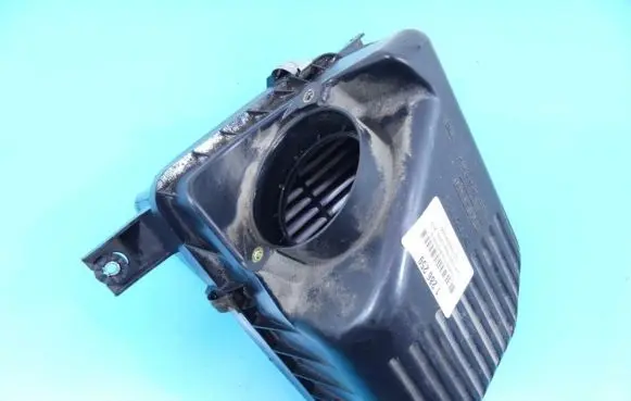 Suzuki Grand Vitara II Air filter box 67J-A01 IMPRK1286259