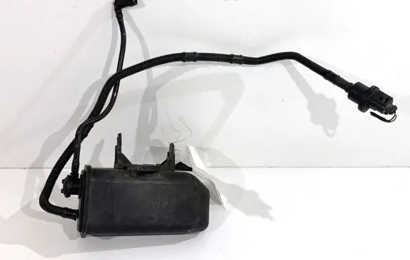 Volkswagen Jetta VI Active carbon filter fuel vapour canister 1K0201801E