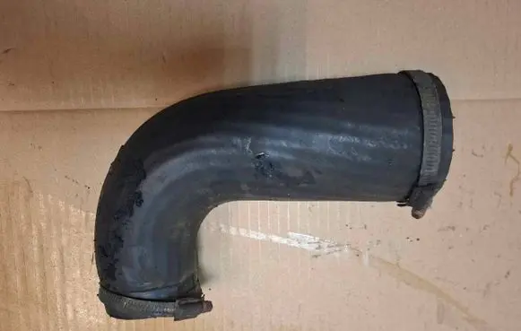 Volvo S80 Intercooler hose/pipe