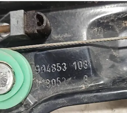 Volkswagen Jetta V Front window lifting mechanism without motor 994853108 18052