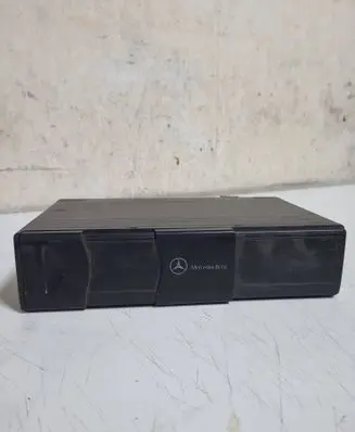Mercedes-Benz ML W163 CD/DVD changer A1638203889 MC3111 020208