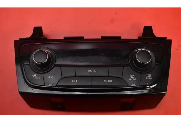 Suzuki Grand Vitara I Climate control unit 3951054P00