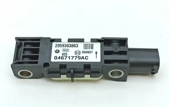 Chrysler 300 - 300C Airbag deployment crash/impact sensor 04671779AC 2959303863