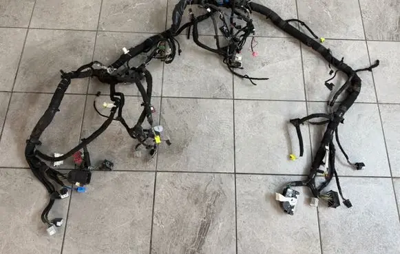 Volkswagen Amarok II Panel wiring 
