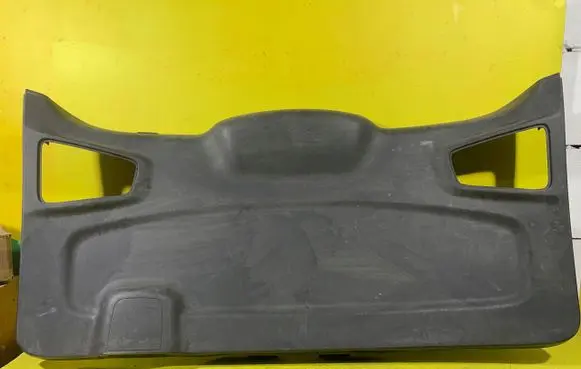 Ford Fiesta Tailgate/boot lid cover trim RZ4R6P3