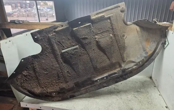 Audi A6 S6 C5 4B Engine splash shield/under tray