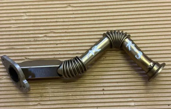 BMW 5 E60 E61 EGR valve line/pipe/hose 7578327