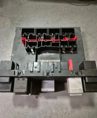 Volkswagen PASSAT B6 Comfort/convenience module 3C0937049AD