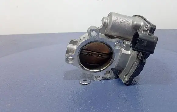 Ford Kuga I Throttle body valve HX7G9F991AA