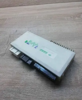 BMW 5 E39 Central body control module 6922152 6922273