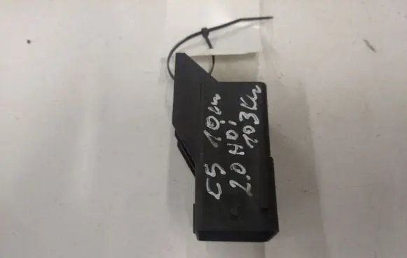 Citroen C5 Glow plug pre-heat relay 51252002 9640469680