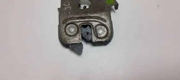 BMW X5 E70 Seat back rest lock catch 7112864