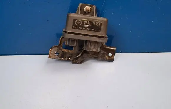 Mazda 6 Glow plug pre-heat relay SH0118650