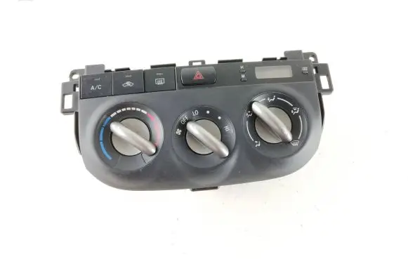Toyota RAV 4 (XA20) Climate control unit 5590042230 E5268