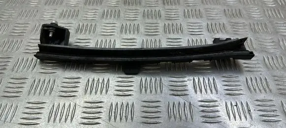 Opel Astra K Rear door windshield rail 565498024