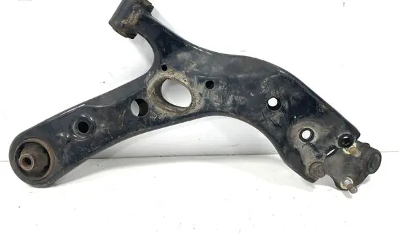 Toyota RAV 4 (XA30) Front lower control arm/wishbone