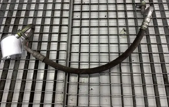 Nissan Micra Air conditioning (A/C) pipe/hose 92490AX60A