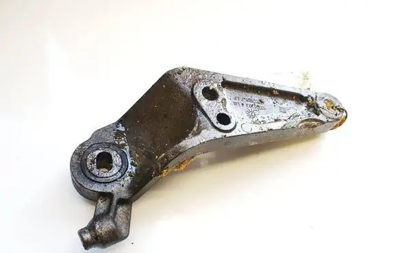 Opel Corsa D Engine mounting bracket 633374681
