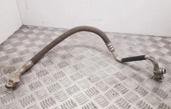 Air conditioning (A/C) pipe/hose