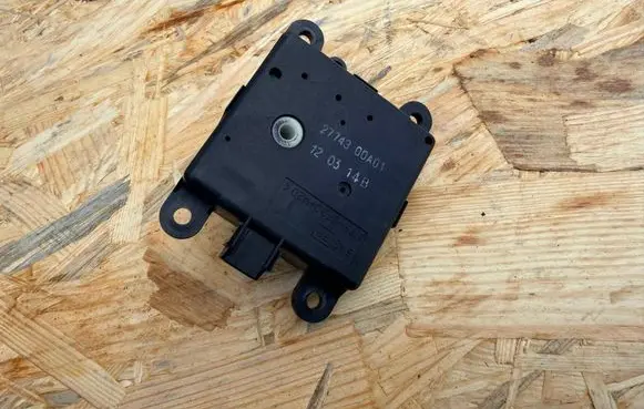 Nissan Qashqai Air flap motor/actuator 2774300A01