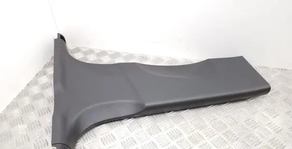 (B) pillar trim (bottom)