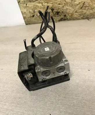 Peugeot 208 ABS Pump 613628001C5