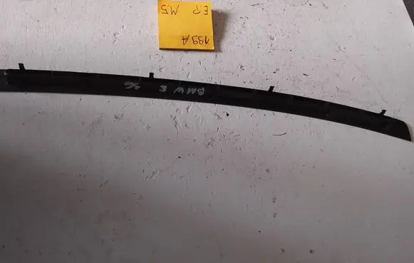BMW 3 E46 Front bumper splitter molding 995656