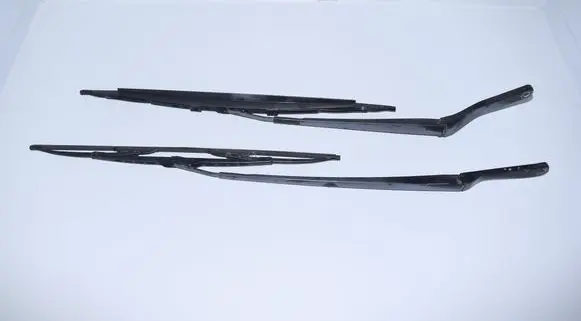 BMW X5 E53 Windshield/front glass wiper blade 8245372 7075612